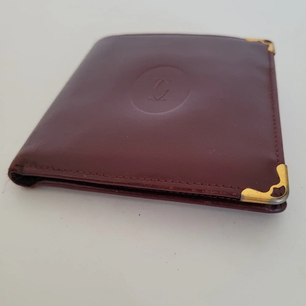 Cartier Must de Cartier Burgundy Leather Bifold Wallet Gold Corners Italy Vintag